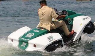 خودروهای آبی-خاکی در خدمت پلیس دوبی