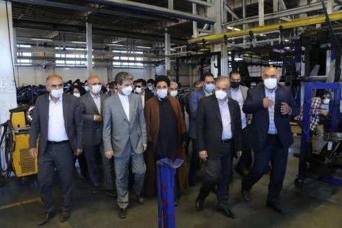 افتتاح ۷۵۰۰ میلیاردریال طرح، رهاورد سفر وزیر صمت به آذربایجان غربی