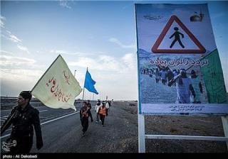 درحال حاضر۱۷پست امداد جاده ای به زائران پیاده رضوی خدمت رسانی میکنند.