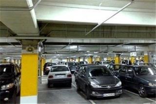 کمبود پارکینگ در مگامال های تهران